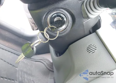 2007 Suzuki Forenza Convenience из США, поврежденный, VIN KL5JD86Z97K667621